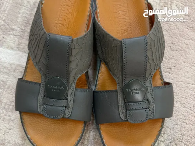 45 Casual Shoes in Al Dhahirah