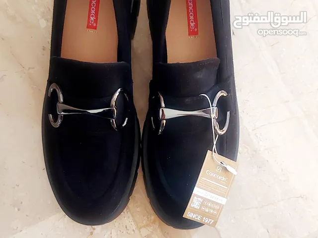 Black Comfort Shoes in Amman