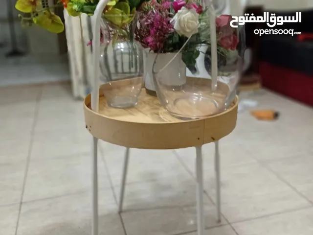 طاوله ايكيا للبيع المستعجل