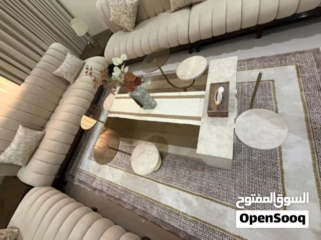 مجلس للبيع