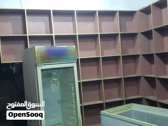 تخشيبات محل للبيع ثلاث جهات والسعر عرطة ومناسب وصاحبه محتاج فرصة تستحق
