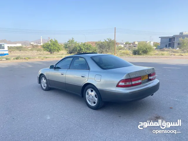 Used Lexus ES in Al Dakhiliya