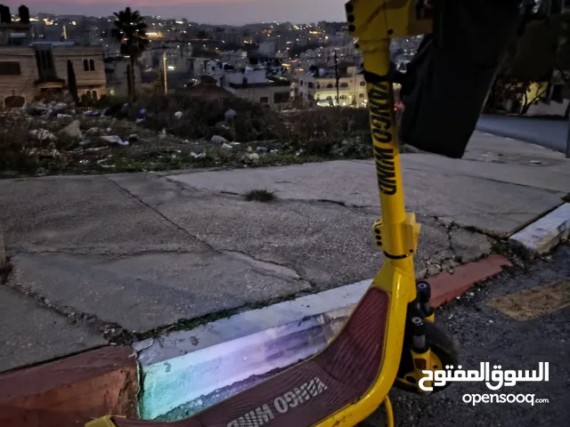 سكوتر كهربائي في رام الله