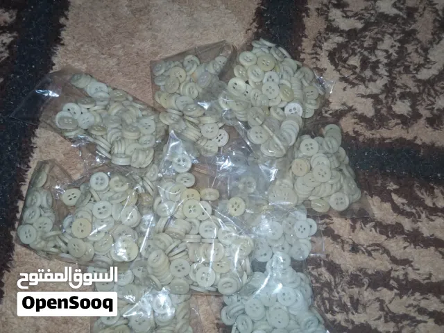 ازرار قمصان للبيع