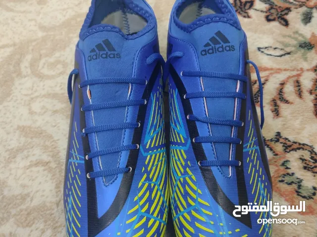 حذاء كرة قدم Adidas
