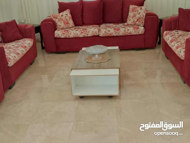 طقم كورنر بحاله ممتازه