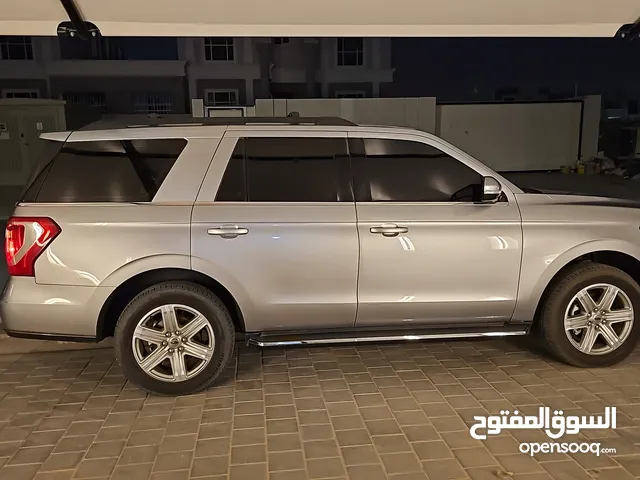 Used Ford Expedition in Sharjah