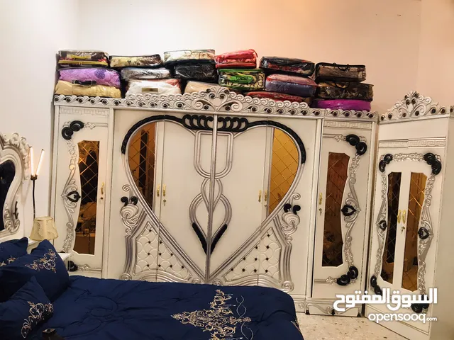 خشب عراقي استخدام قليل جدًا سبب البيع نقل