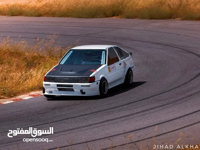Toyota Corolla AE86 Levin 1984