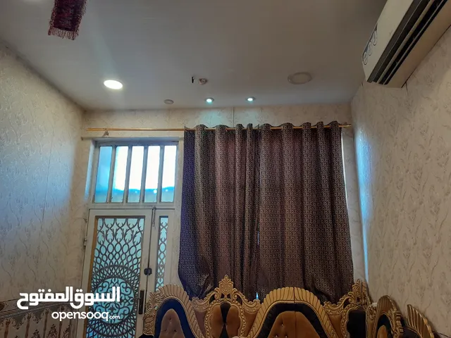 100 m2 4 Bedrooms Townhouse for Sale in Baghdad Al-Sahafyien