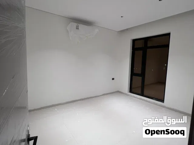 110 m2 3 Bedrooms Apartments for Rent in Muscat Al Maabilah