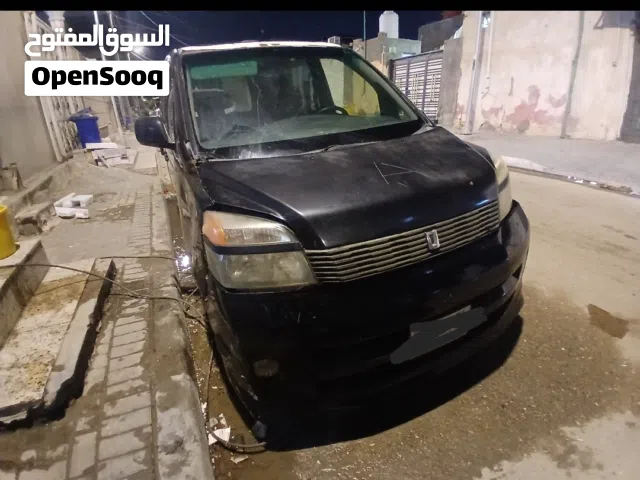 2005 تويوتا فوكسي Voxy S-Z
