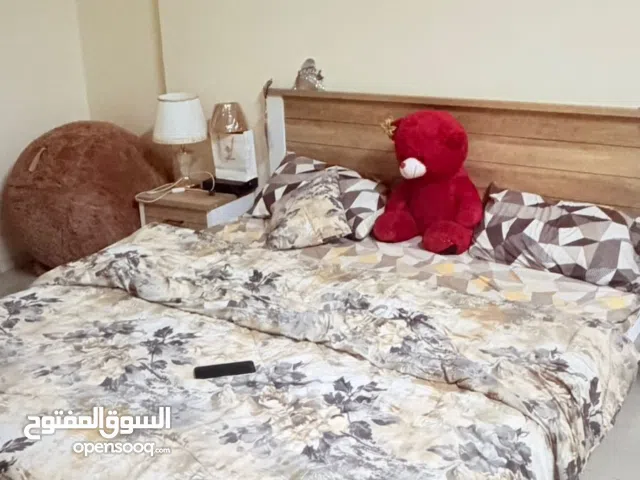 ثلاجه ضمان سنه + غساله ضمان سنه  +فرن ضمان سنه +سرير + درج