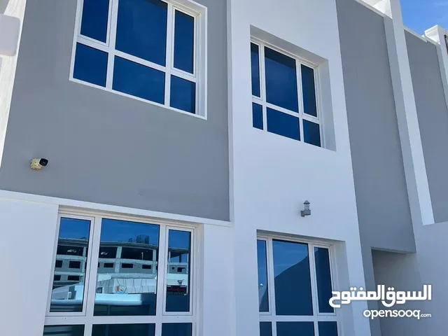 429 m2 More than 6 bedrooms Villa for Sale in Muscat Al Khoud
