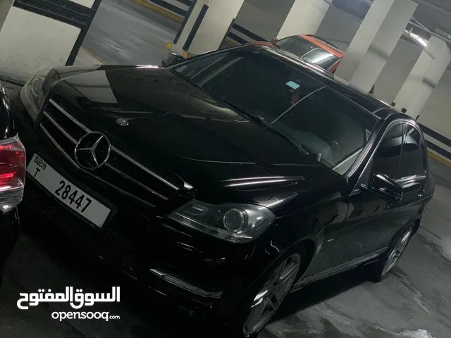 Mercedes c200 Avantgarde, 2012, Full option, panorama root, GCC, run and drive condition