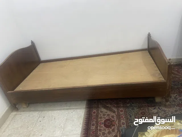 چرباية نفر واسعة صاج وميز مكتب صاج