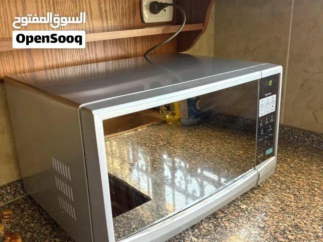 مايكرويف LG أصلي للبيع  موديل MS3046SQ بحالة ممتازة ونظيف جدًا، شغال 100%