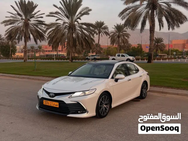 2022 تويوتا كامري XLE
