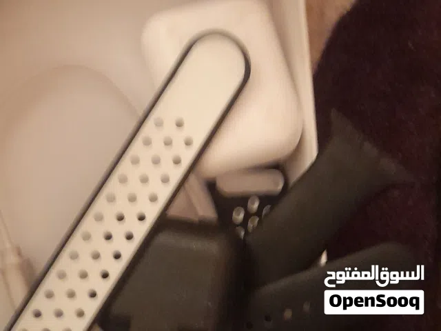 ساعه داكيا مع سماعات بلوتوت