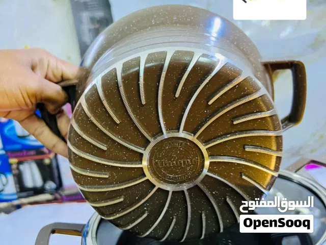 ضقم حلل فاخر موجود في عطبره حي المطار يوجد لدينا توصل جميع الولايات