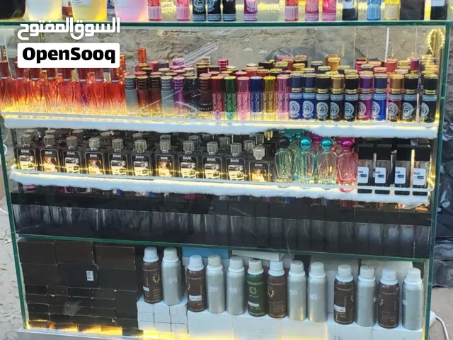 بترينة زجاج  ضخم معاء العطر مشروع عرطه