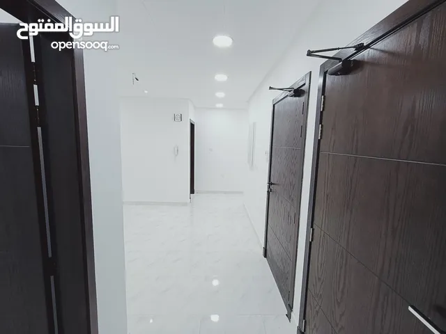 240 m2 5 Bedrooms Apartments for Sale in Muharraq Hidd