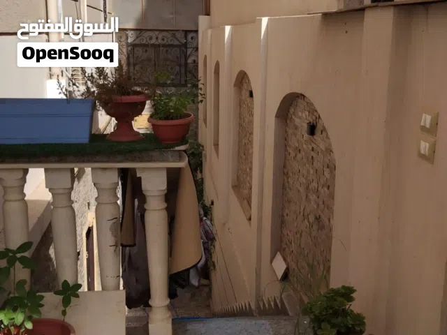 300 m2 5 Bedrooms Apartments for Sale in Giza 6th of October