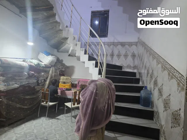 بيت مساحته 200 البيت