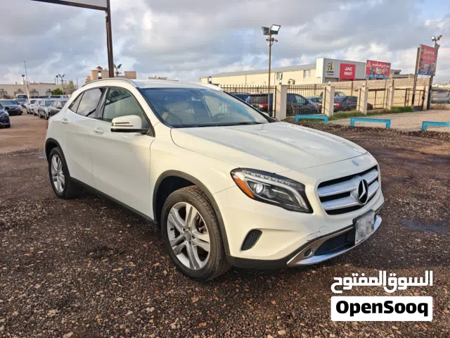 2015 مرسيدس بنز الفئة-GLA GLA 250