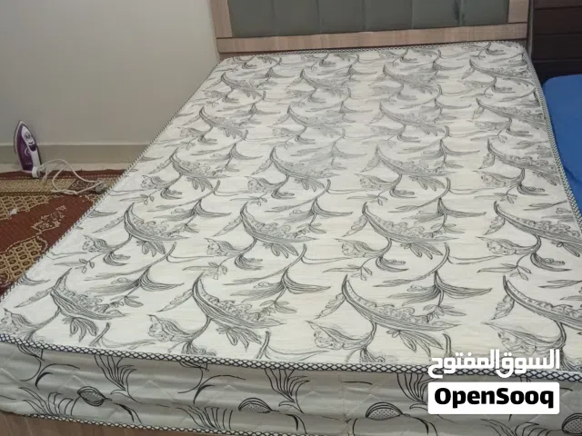 سرير نفر ونص