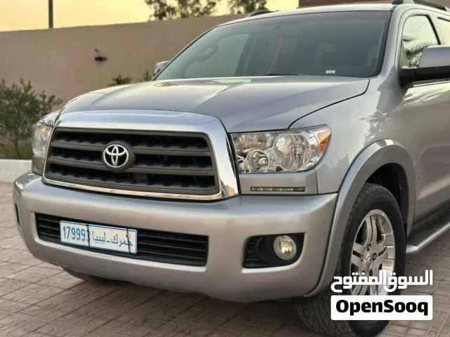 2012 تويوتا سيكويا Limited