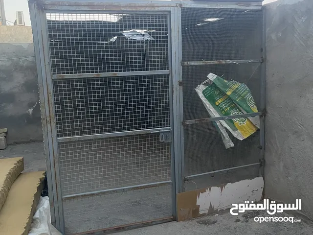 قفص او محميه للبيع او مراوس مع دره نيبالي