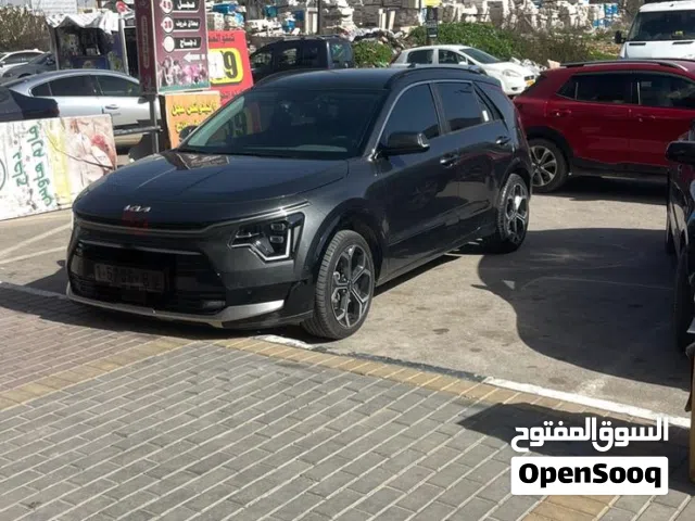 2022 كيا نيرو Standard