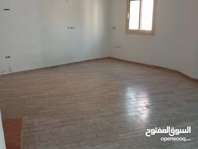 165 m2 2 Bedrooms Apartments for Sale in Giza Sheikh Zayed