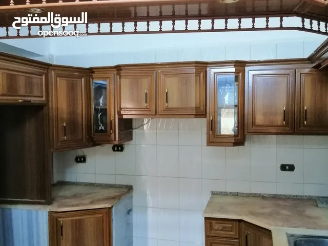 120 m2 4 Bedrooms Apartments for Rent in Zarqa Hay Al Hussain