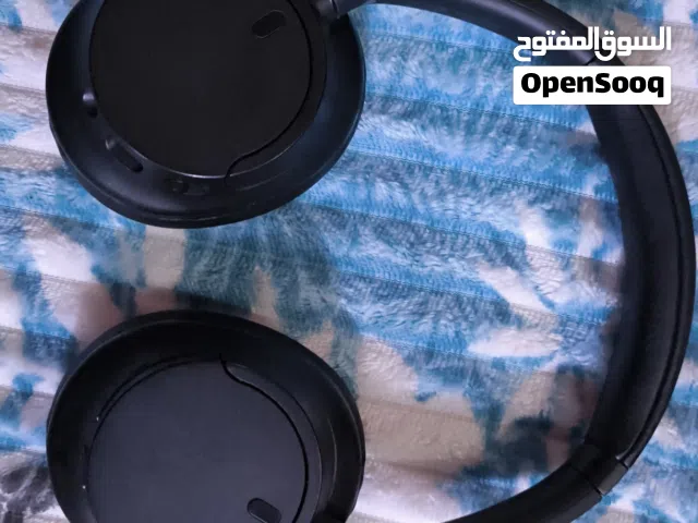 سماعات رأس لاسلكية مانعة للتشويش WH-CH720N ماركة سوني صوت محيطي السعر 75 الف