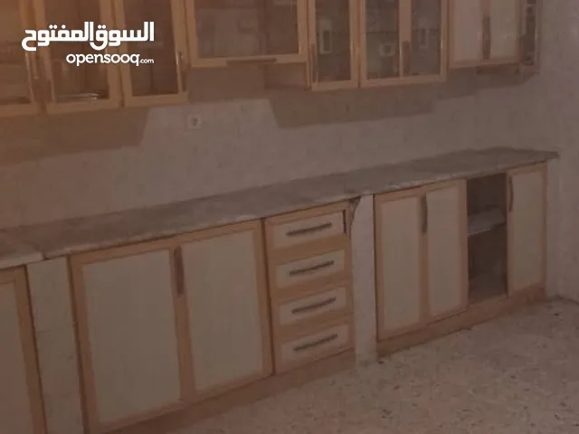 شقه نظيفه ماجوري به دولاب مطبخ 1500+عموله مطلوب يقبل ليبين