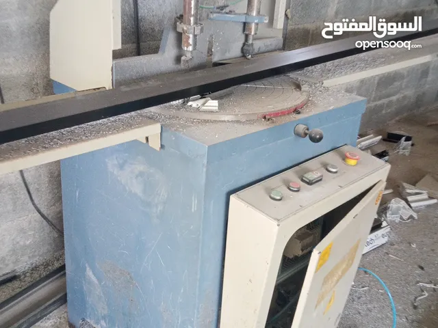 مكاين ورشه نوافذ