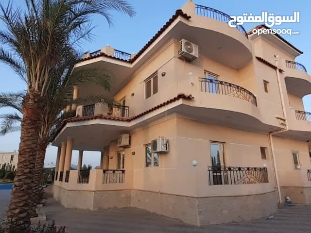 3000 m2 5 Bedrooms Villa for Sale in Giza Sheikh Zayed