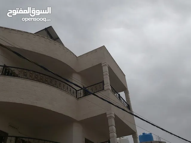 180 m2 5 Bedrooms Apartments for Rent in Zarqa Al Zawahra