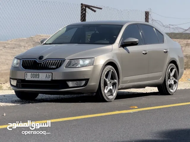 سكودا اوكتافيا2015للبيع