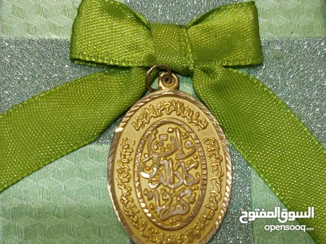 One-yakad 22-karat pure gold necklace.قيراطًا.