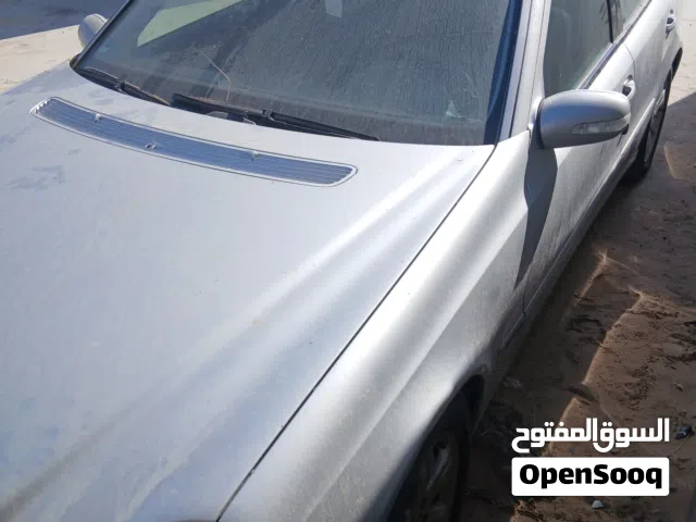 2005 مرسيدس بنز اخرى 320