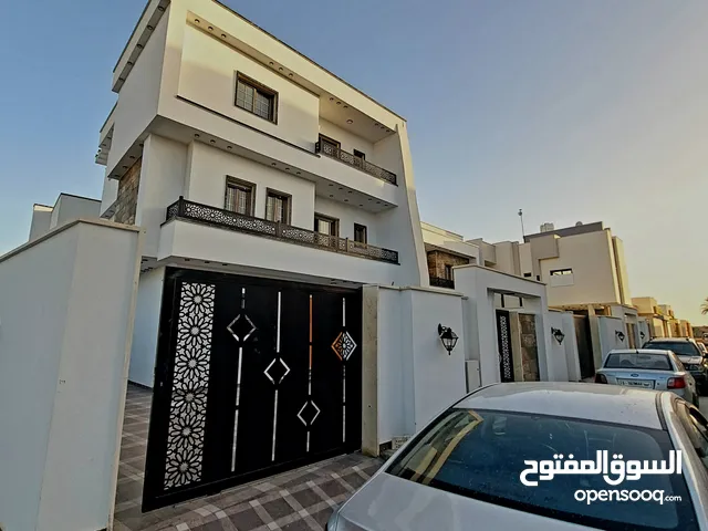 500m2 More than 6 bedrooms Villa for Sale in Tripoli Ain Zara