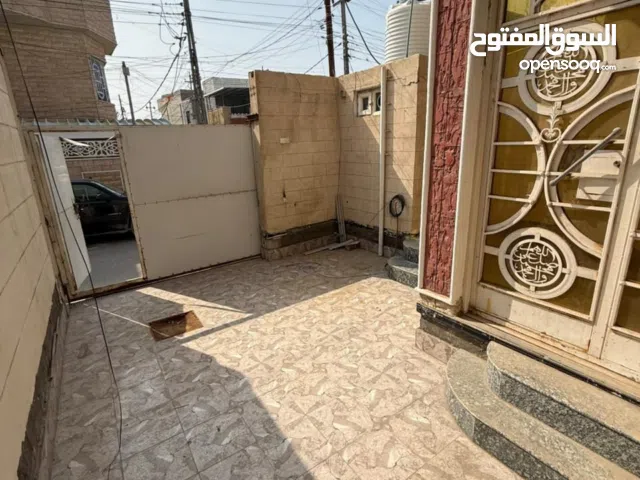 دار طابو ملك صرف للبيع القبله حي المهندسين