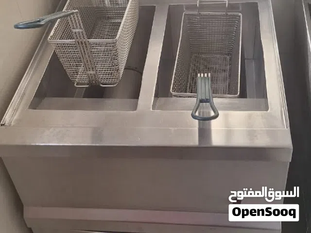 عده مطعم للبيع
