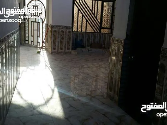 140 m2 2 Bedrooms Apartments for Rent in Basra Al Amn Al Dakhile