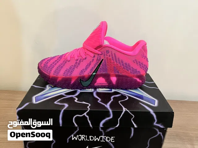سبيدروا من شركة نايك