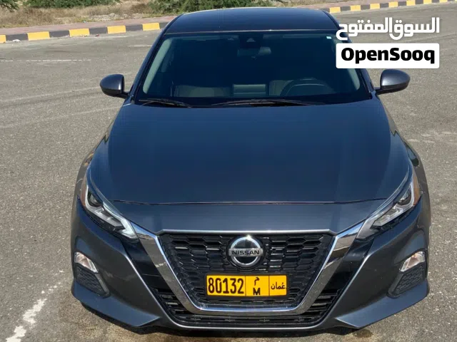 2022 نيسان التيما SV