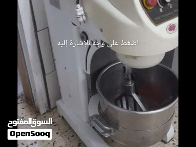 خلاط حلويات ممتاز 30 لتر يخدم كهرباء 220  للبيع